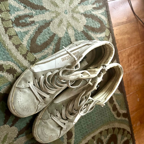 Golden goose - Picture 2 of 4